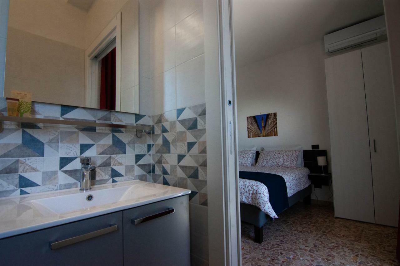Kate Apartment In Centro 3 Camere Da Letto 3 Bagni Флоренция Екстериор снимка