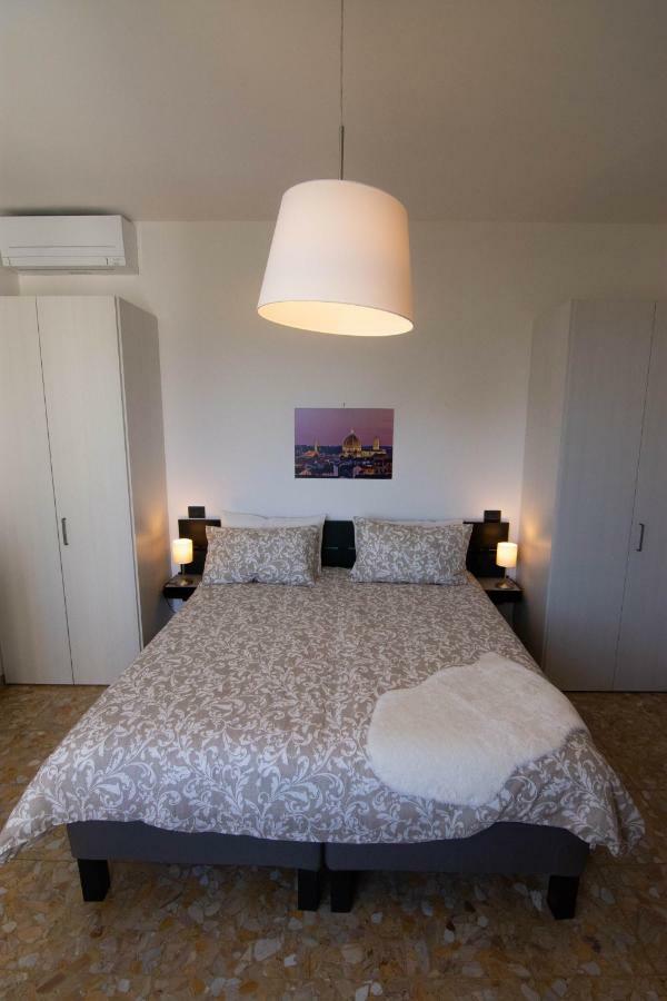 Kate Apartment In Centro 3 Camere Da Letto 3 Bagni Флоренция Екстериор снимка